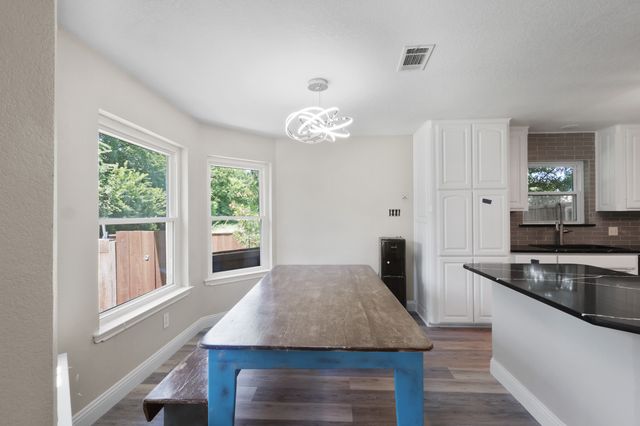 147 River Road, Decatur, TX 76234