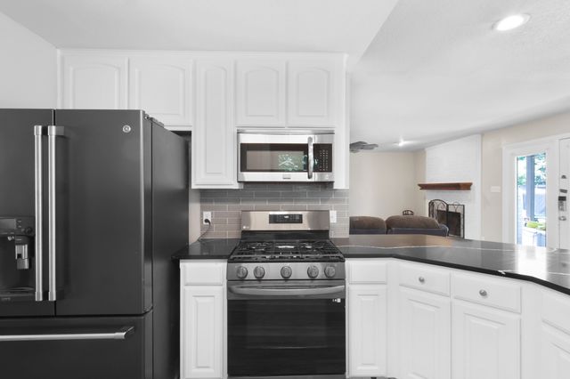 147 River Road, Decatur, TX 76234