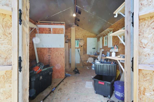 147 River Road, Decatur, TX 76234