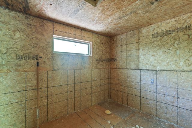 147 River Road, Decatur, TX 76234