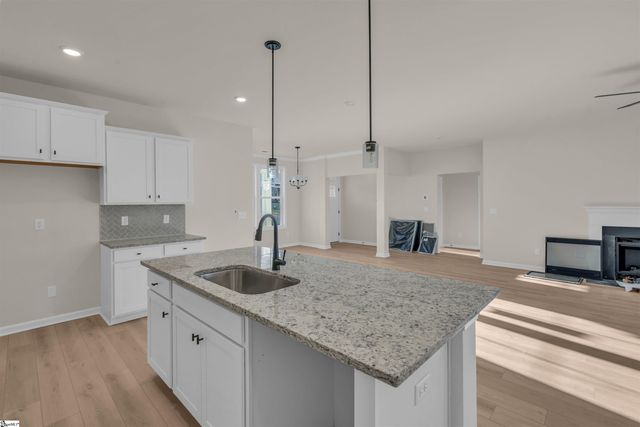 151 Hunter Ridge Drive, Boiling Springs, SC 29316