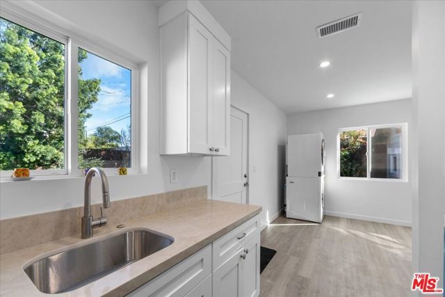 23032 Mobile Street, West Hills (los Angeles), CA 91307