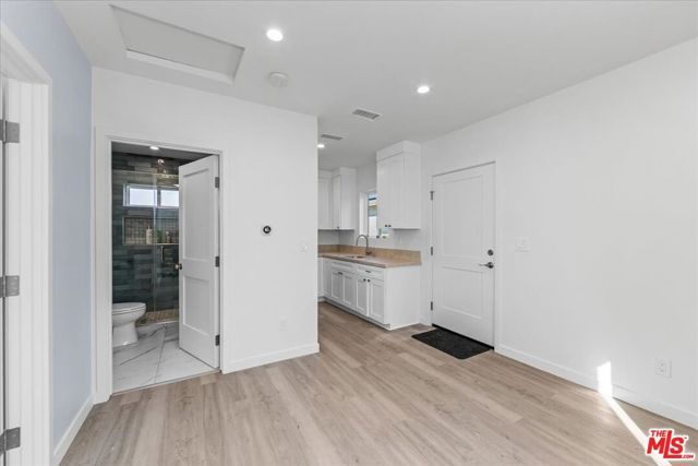 23032 Mobile Street, West Hills (los Angeles), CA 91307