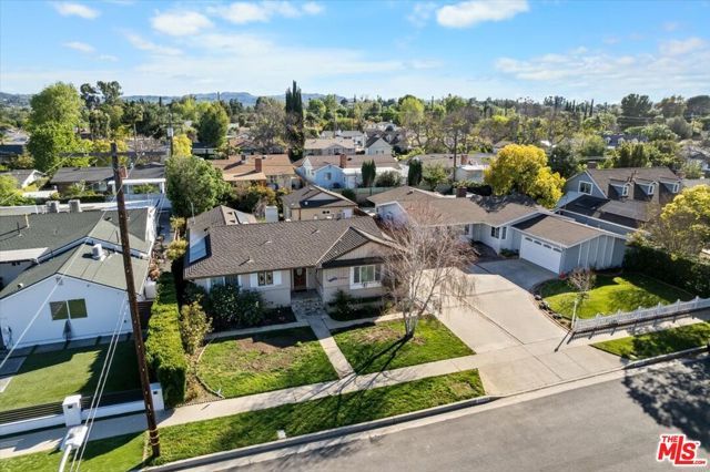 23032 Mobile Street, West Hills (los Angeles), CA 91307