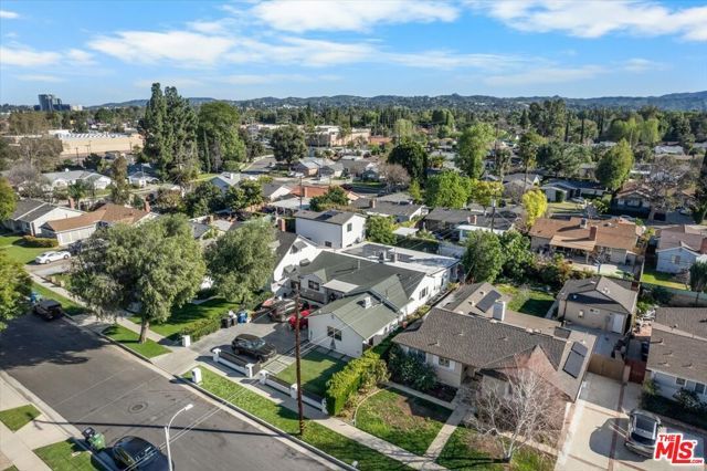 23032 Mobile Street, West Hills (los Angeles), CA 91307