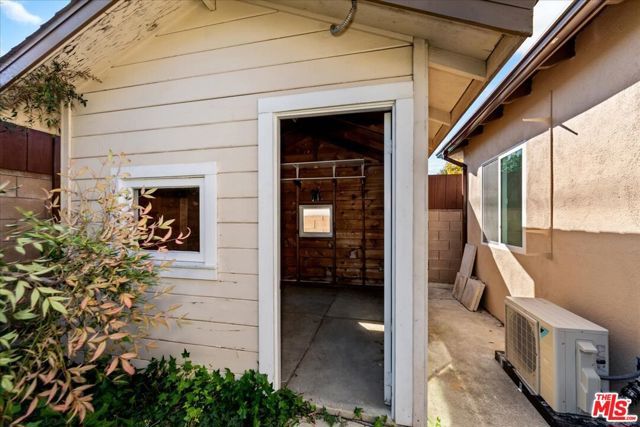 23032 Mobile Street, West Hills (los Angeles), CA 91307
