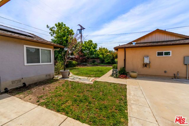 23032 Mobile Street, West Hills (los Angeles), CA 91307