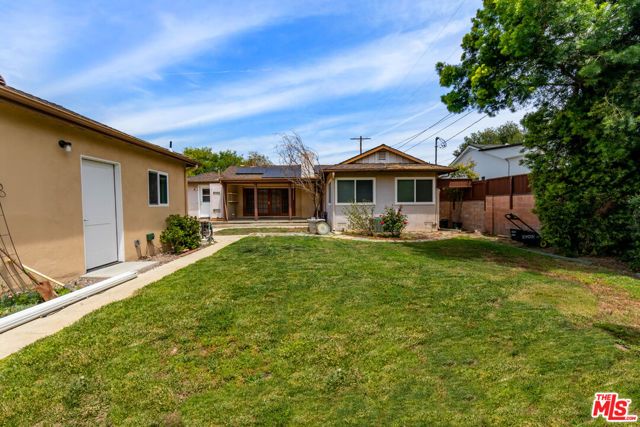 23032 Mobile Street, West Hills (los Angeles), CA 91307