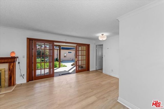 23032 Mobile Street, West Hills (los Angeles), CA 91307