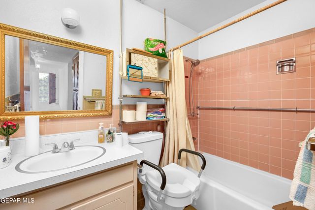 4405 Cumberland Avenue, El Paso, TX 79903