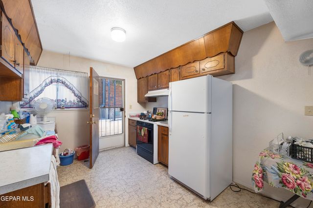 4405 Cumberland Avenue, El Paso, TX 79903