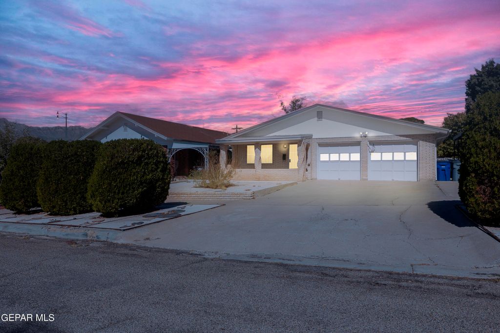 4405 Cumberland Avenue, El Paso, TX 79903