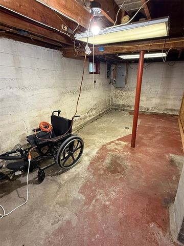 14 Lottie Drive, East Providence, RI 02915