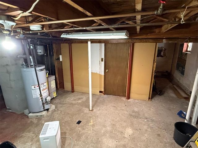 14 Lottie Drive, East Providence, RI 02915