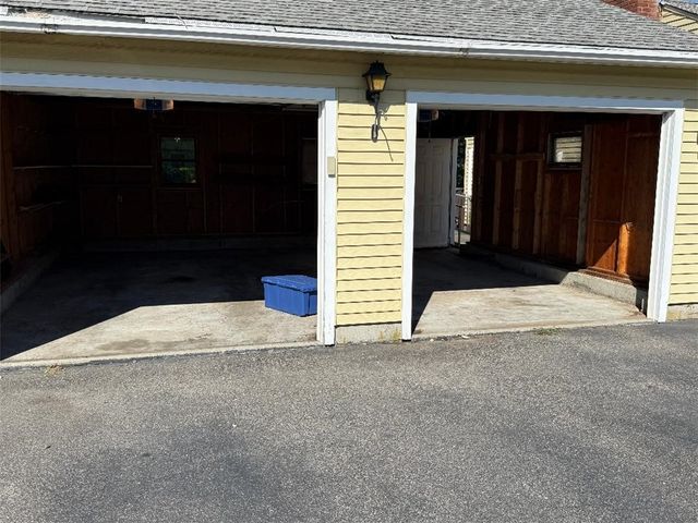 14 Lottie Drive, East Providence, RI 02915