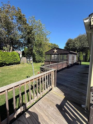 14 Lottie Drive, East Providence, RI 02915