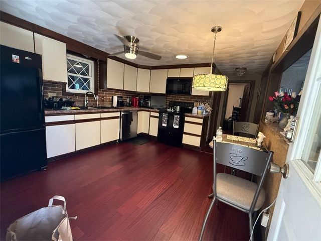 14 Lottie Drive, East Providence, RI 02915