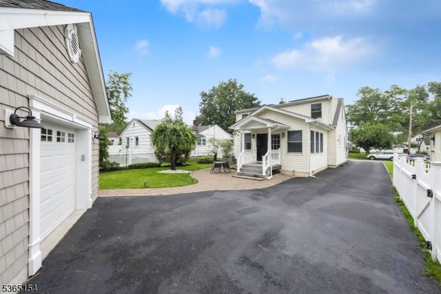 425 Broadway, Pompton Lakes Boro, NJ 07442