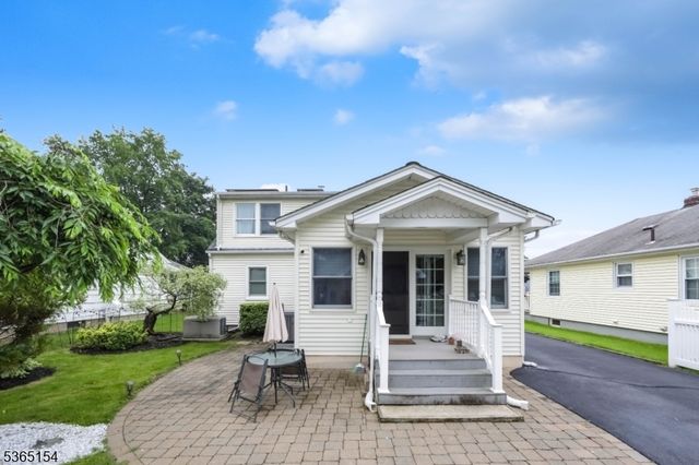 425 Broadway, Pompton Lakes Boro, NJ 07442