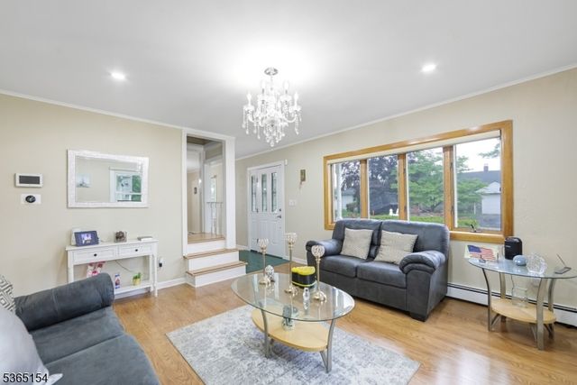 425 Broadway, Pompton Lakes Boro, NJ 07442