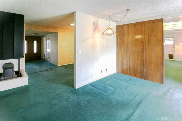 3120 Pierce Avenue, Costa Mesa, CA 92626