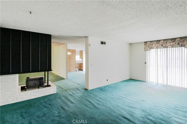 3120 Pierce Avenue, Costa Mesa, CA 92626