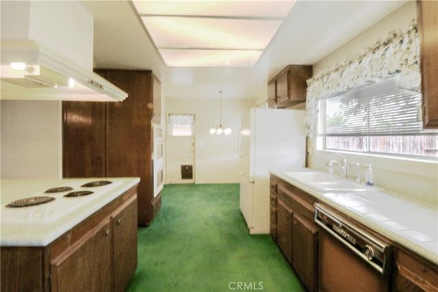 3120 Pierce Avenue, Costa Mesa, CA 92626