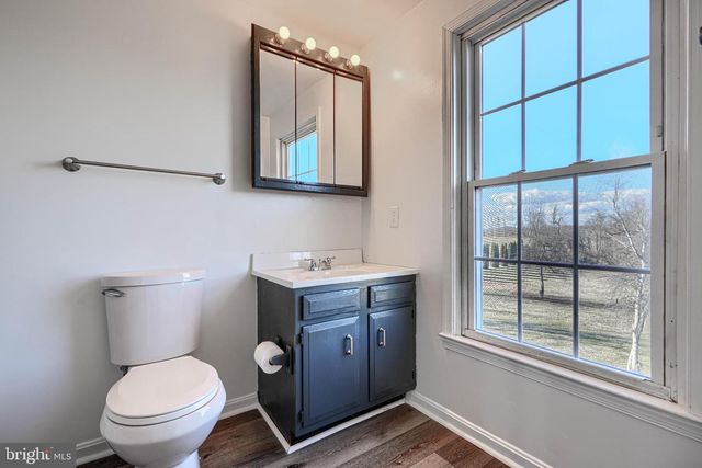 1216 BACHMANS VALLEY RD, Westminster, MD 21158