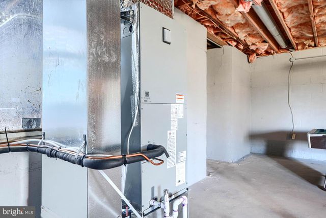 1216 BACHMANS VALLEY RD, Westminster, MD 21158