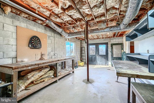 1216 BACHMANS VALLEY RD, Westminster, MD 21158