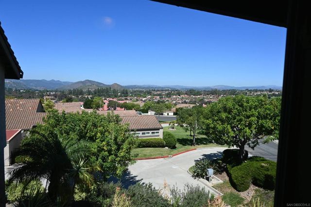 17337 Plaza Maria, San Diego, CA 92128