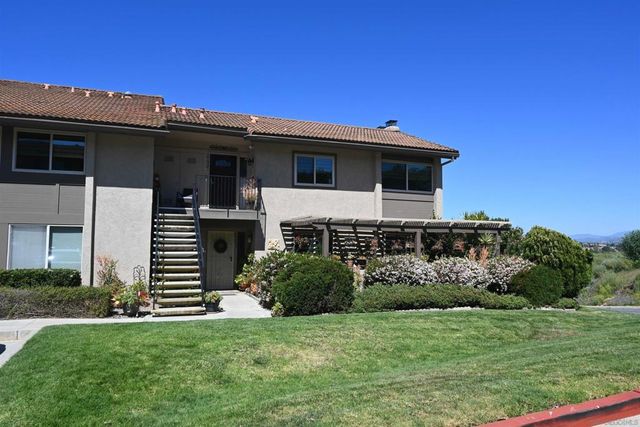 17337 Plaza Maria, San Diego, CA 92128