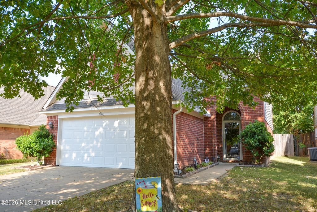 5322 Kalian Cove, Southaven, MS 38671 — exterior