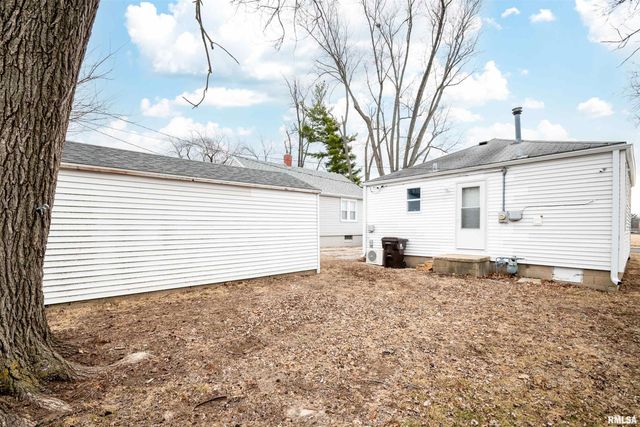 805 E FAIROAKS Avenue, Peoria, IL 61603