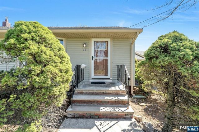 20 Kievit Road, Wayne, NJ 07470