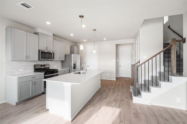 3119 Quiet Sunset Dr, Houston, TX 77080