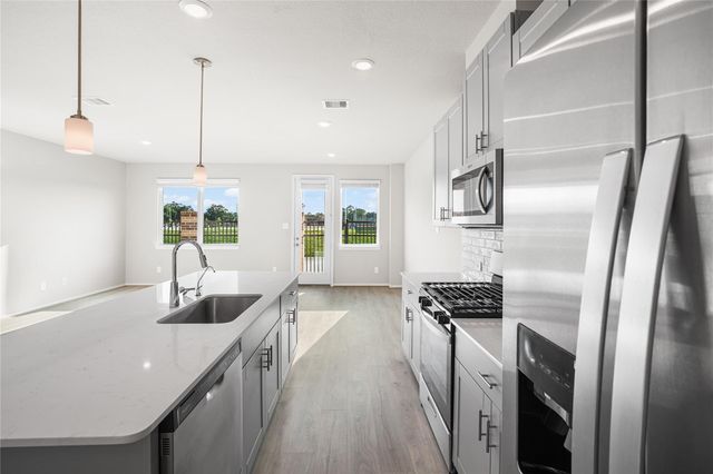 3119 Quiet Sunset Dr, Houston, TX 77080