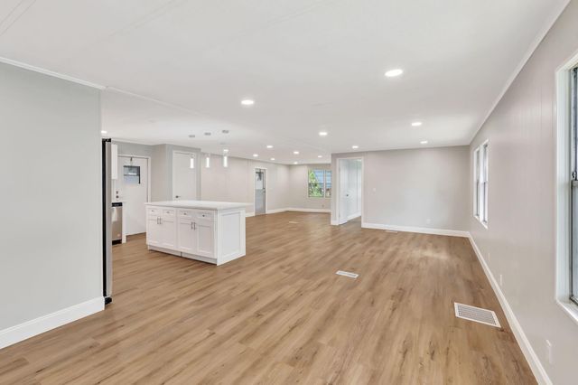 18005 Huapi Bay, Boynton Beach, FL 33436