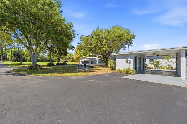 8342 W LAKE MARION ROAD, Haines City, FL 33844