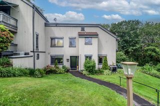 192 Heritage Village A, Southbury, CT 06488
