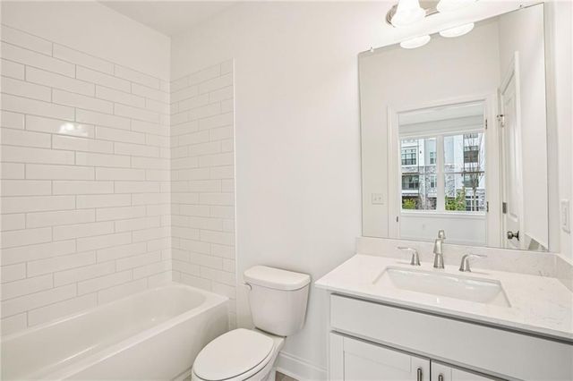 4247 Millcroft Place 201, Buford, GA 30518