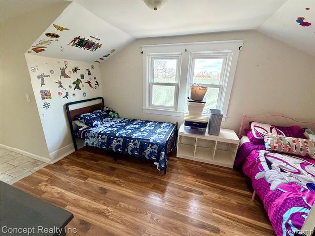 29154 Van Riper Street, Flat Rock, MI 48134