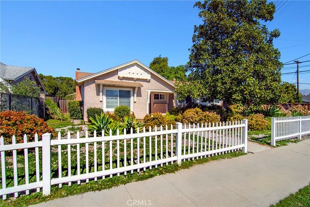 23001 Vanowen Street, West Hills, CA 91307