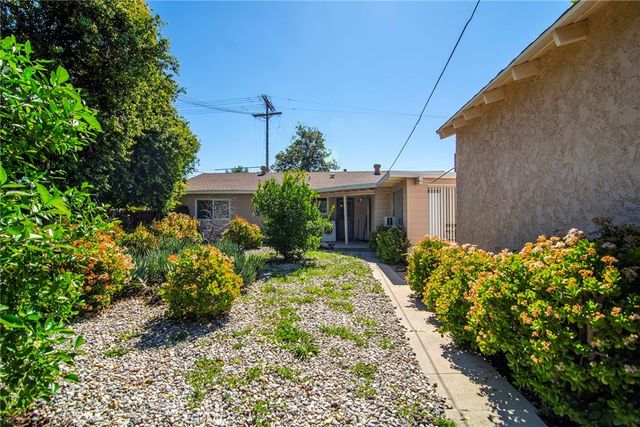 23001 Vanowen Street, West Hills, CA 91307