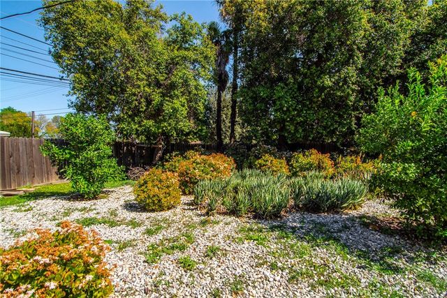 23001 Vanowen Street, West Hills, CA 91307