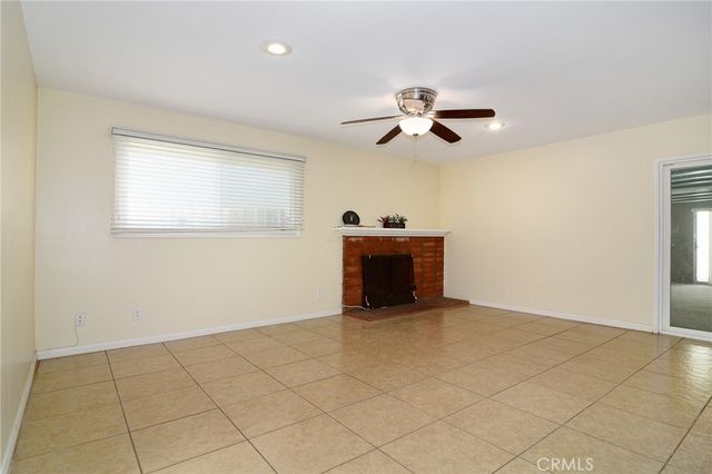 23001 Vanowen Street, West Hills, CA 91307