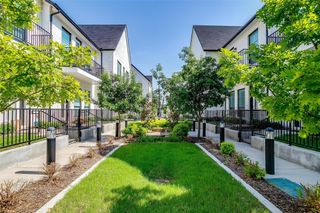128 S Cooper Street, Arlington, TX 76013