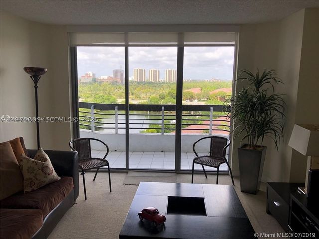 3530 Mystic Pointe Dr 1008, Aventura, FL 33180