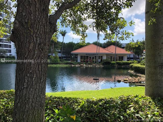 3530 Mystic Pointe Dr 1008, Aventura, FL 33180