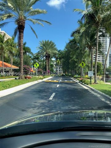 3530 Mystic Pointe Dr 1008, Aventura, FL 33180
